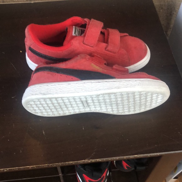 Retro Pumas - Picture 3 of 3